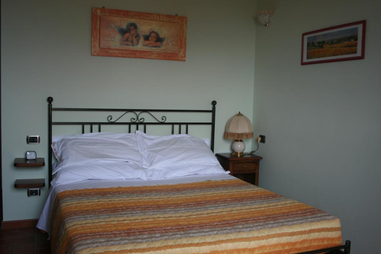 B&B Casa Del Boschetto Torriana Buitenkant foto